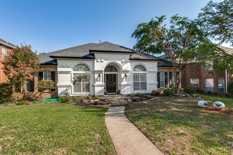 2905 Oak Tree Drive, photo 1