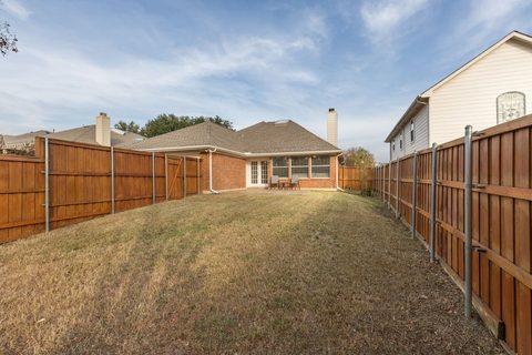 2866 Hilldale Dr, photo 23