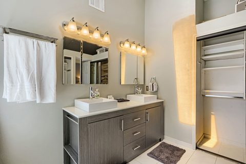 11920 Sky West Drive, photo 23