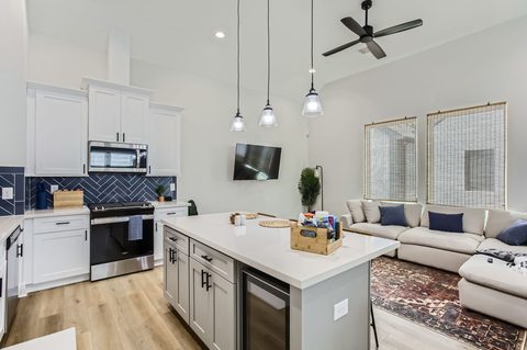 850 Elkhart St Unit B, photo 6