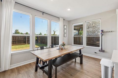 709 Creekwater Lane, photo 8