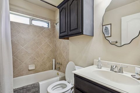 199 Cody Place, photo 19