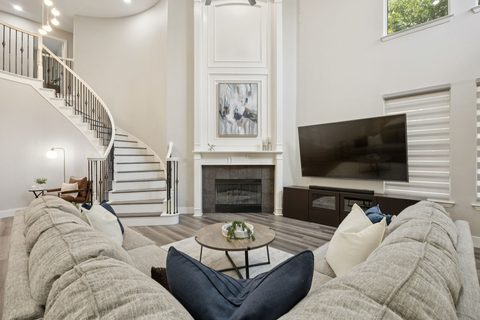 2151 Angel Falls Dr, photo 4