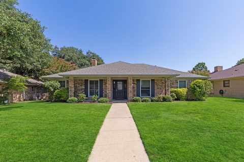 1819 Auburn Dr