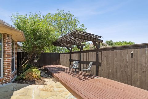 199 Cody Place, photo 23