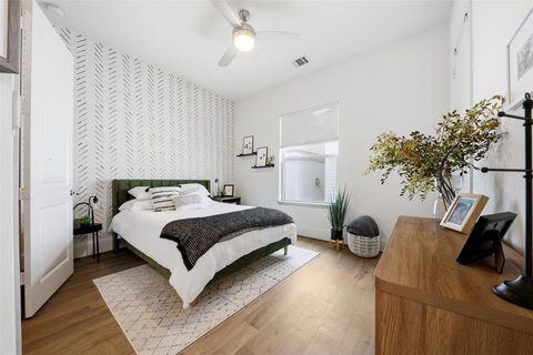 1908 West 25th Street, photo 18