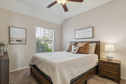 1932 Sunrise Trail, photo 20