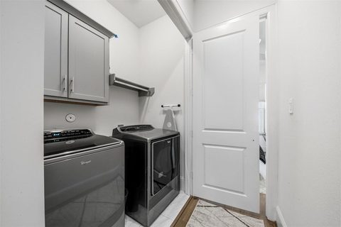1908 West 25th Street, photo 27