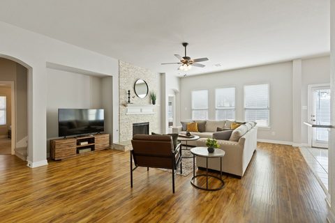 2919 Abby Lane, photo 4