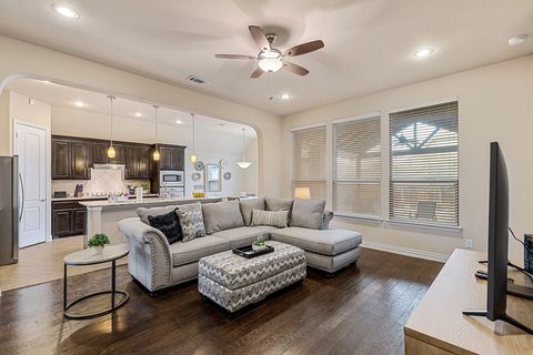 1100 Newchester Drive, photo 2
