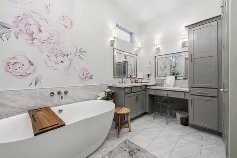 1908 West 25th Street, photo 17