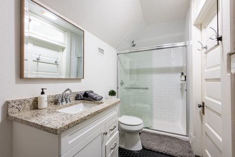 607 Mason Street, photo 25