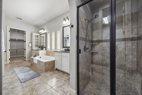 580 Butchart Drive, photo 16