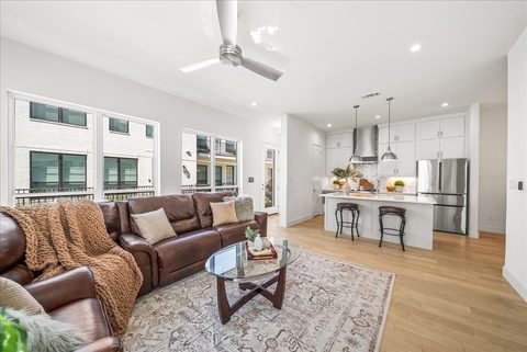 135 Garden Court East