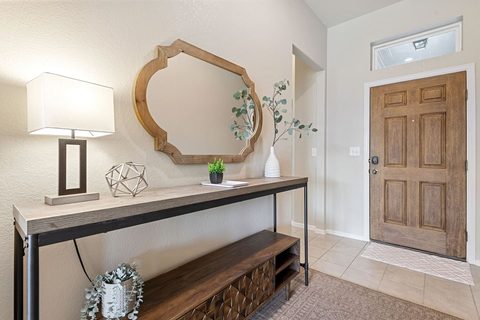 718 Bridgestone Way, photo 12