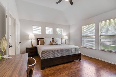 1557 Charleston Drive, photo 14