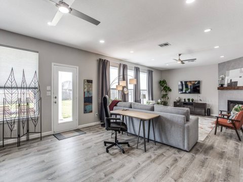 3329 Pioneer Crossing Drive, photo 9