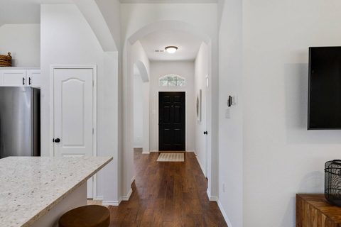 1557 Charleston Drive, photo 10