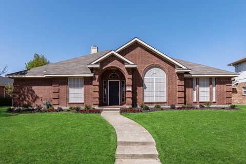 4909 Springtree Lane
