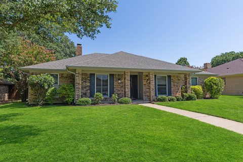1819 Auburn Dr