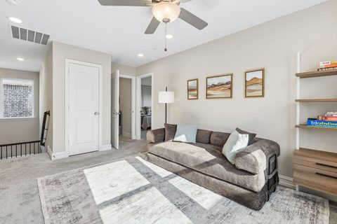 709 Creekwater Lane, photo 25