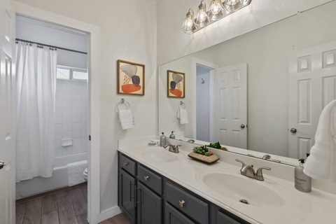9704 Hedge Bell Drive, photo 23