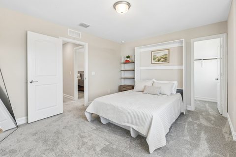 709 Creekwater Lane, photo 17