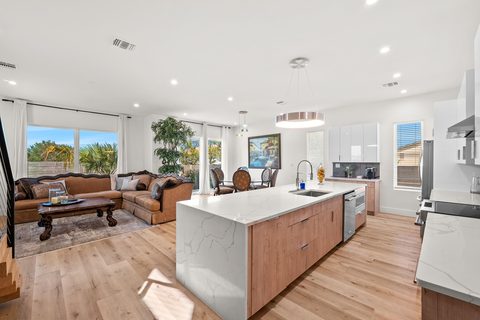 4323 Honeycomb Street, photo 6
