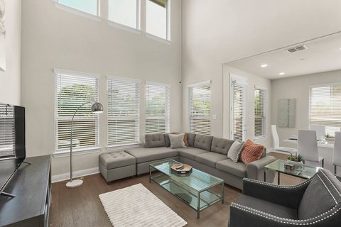 2904 Galveston Street, photo 4