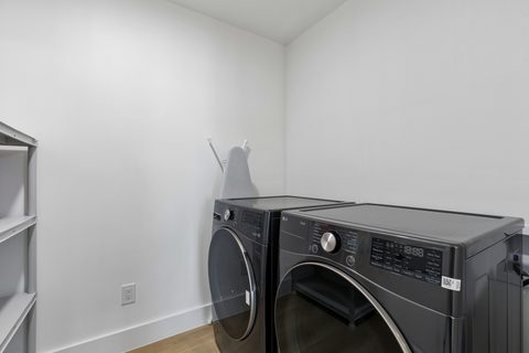 4008 Acapulco Street, photo 37