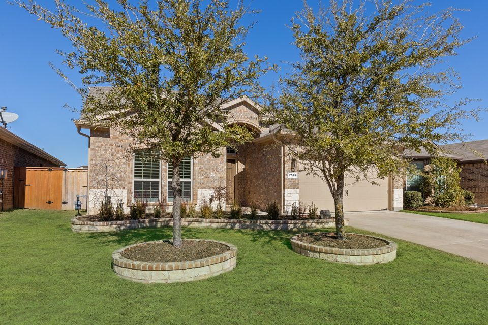 2529 Grey Kingbird Trail, photo 1