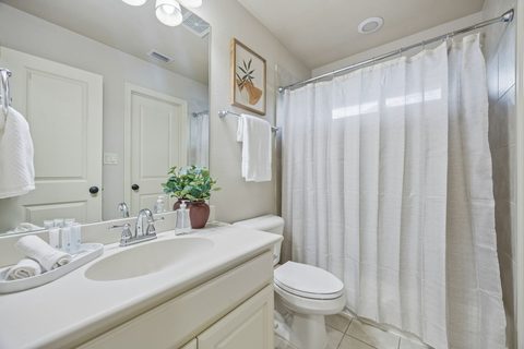580 Butchart Drive, photo 24