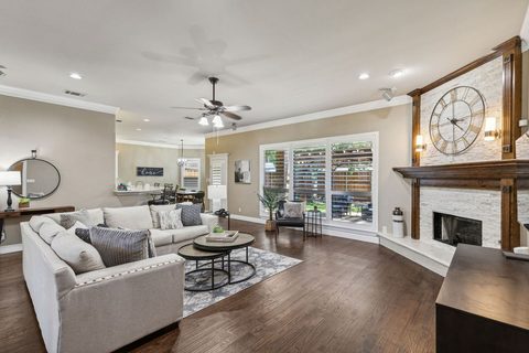 2304 Miller Court, photo 3
