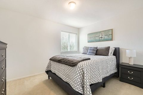 12033 Springs Head Loop, photo 19