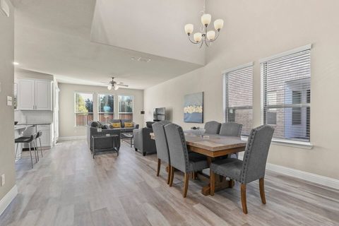 2916 Galveston Street, photo 14