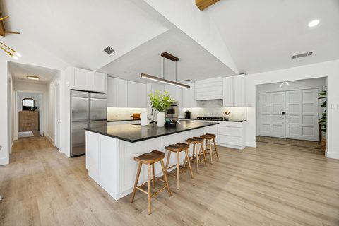 706 Highland Hills Lane, photo 6