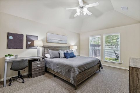199 Cody Place, photo 13