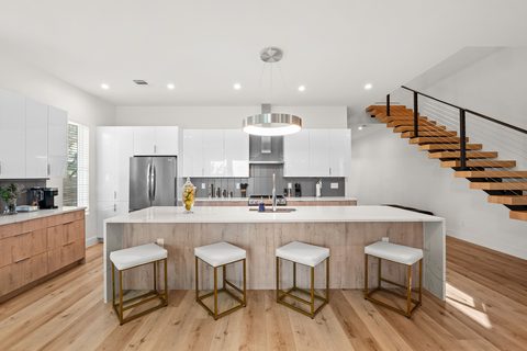 4323 Honeycomb Street, photo 9