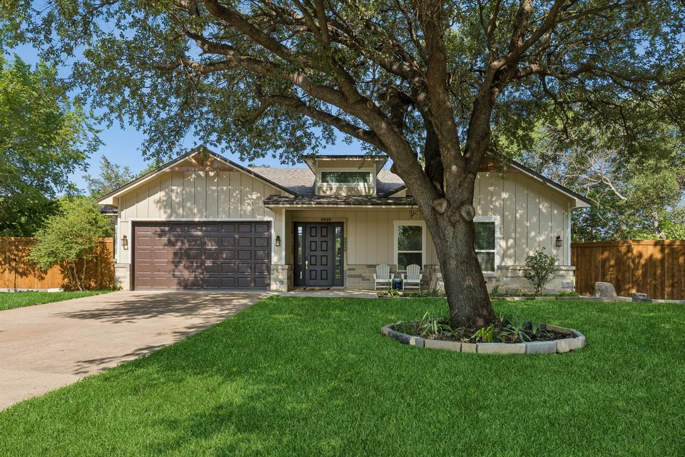 3801 Berry Hill Court, photo 1