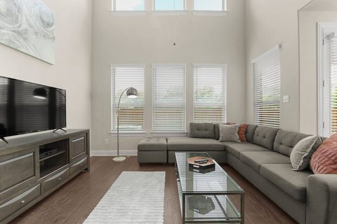 2904 Galveston Street, photo 6