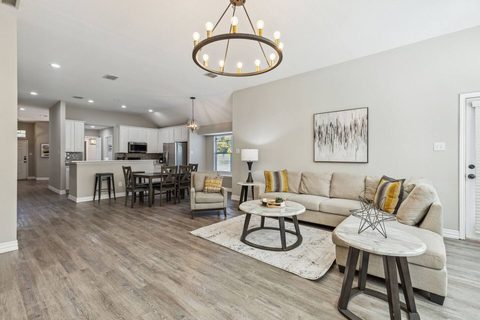 4400 Caledonia Creek Lane, photo 4