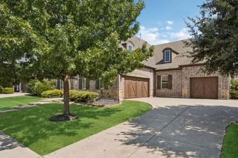 580 Butchart Drive, photo 2