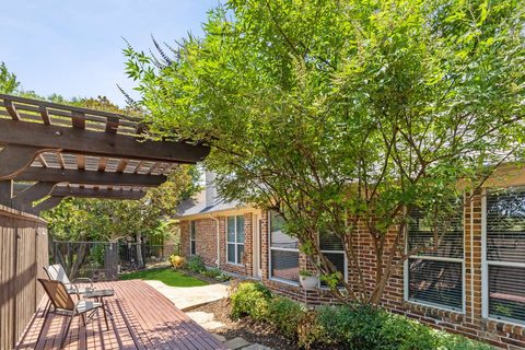 199 Cody Place, photo 24