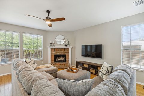 1053 Woodhaven Circle, photo 5