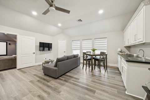 2151 Angel Falls Dr, photo 8