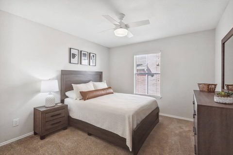 3315 Elmwood Court, photo 25